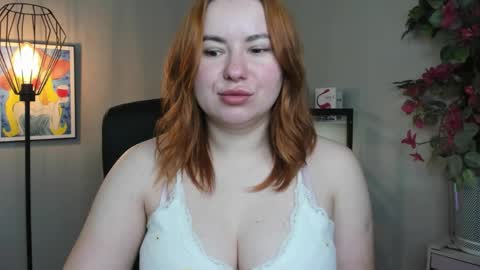 LAYLA online show from April 8, 6:24 am