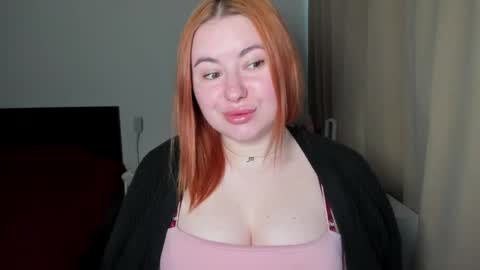 LAYLA online show from April 28, 6:29 am