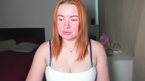 LAYLA online show from July 8, 8:41 am