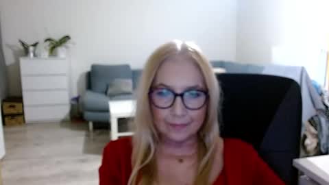 S O F I A online show from December 11, 8:04 am