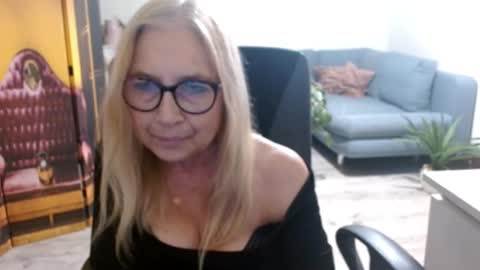 S O F I A online show from November 23, 2:39 pm