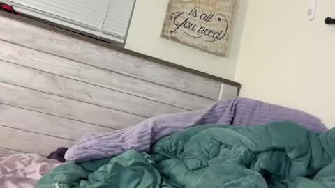 Dezmond online show from November 24, 7:30 am