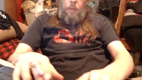 Snapshot of desolation2012 chatting on January 7, 5:32 am desolation2012 online show from January 7, 5:32 am