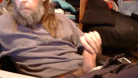 Snapshot of desolation2012 chatting on February 5, 9:58 am desolation2012 online show from February 5, 9:58 am