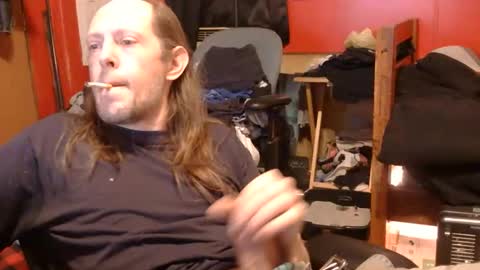 Snapshot of desolation2012 chatting on February 19, 5:36 am desolation2012 online show from February 19, 5:36 am