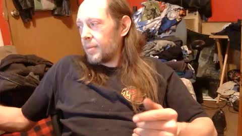 Snapshot of desolation2012 chatting on February 26, 10:14 am desolation2012 online show from February 26, 10:14 am