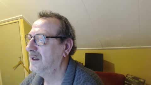 destelp online show from February 25, 10:03 am