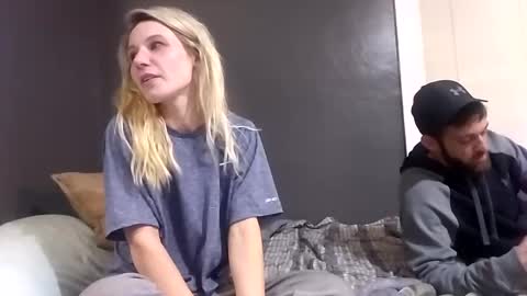 desturbingdetale699 online show from December 17, 5:18 am