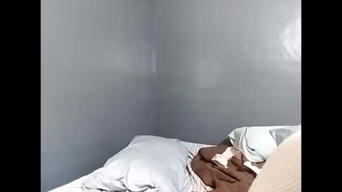 desturbingdetale699 online show from January 6, 3:20 am