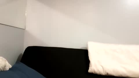 desturbingdetale699 online show from October 3, 1:02 am