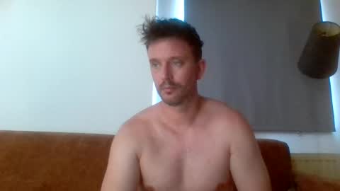 Snapshot of deutero1986 chatting on July 13, 5:05 pm deutero1986 online show from July 13, 5:05 pm