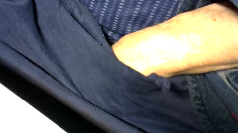 Snapshot of deutscherspritzer50 chatting on January 10, 9:13 am deutscherspritzer50 online show from January 10, 9:13 am