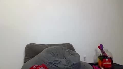 Snapshot of deviantdynasty chatting on September 13, 4:12 am deviantdynasty online show from September 13, 4:12 am