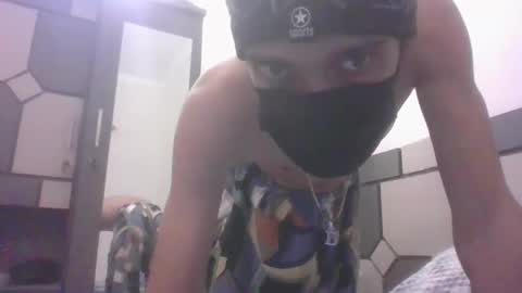 devil0332_0346 online show from November 13, 5:45 pm