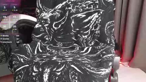 Snapshot of devil_s_bride chatting on March 3, 2:56 pm devil_s_bride online show from March 3, 2:56 pm