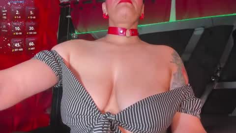 devil_taylorx online show from January 25, 2:47 pm