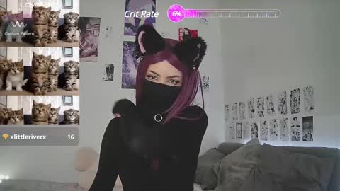 Snapshot of deviliaaa chatting on December 23, 11:04 am Devil online show from December 23, 11:04 am