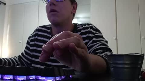 Snapshot of devilnextlevel chatting on July 29, 2:15 pm devil online show from July 29, 2:15 pm