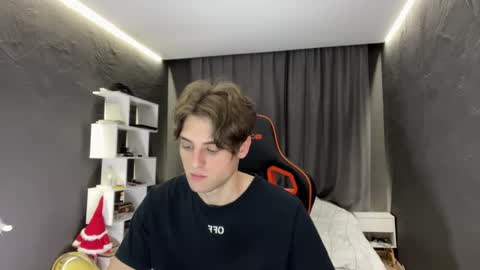 Snapshot of devilnut1 chatting on November 22, 6:23 am devilnut1 online show from November 22, 6:23 am