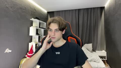 Snapshot of devilnut1 chatting on November 22, 6:40 pm devilnut1 online show from November 22, 6:40 pm