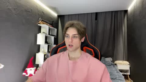 Snapshot of devilnut1 chatting on November 27, 6:59 am devilnut1 online show from November 27, 6:59 am