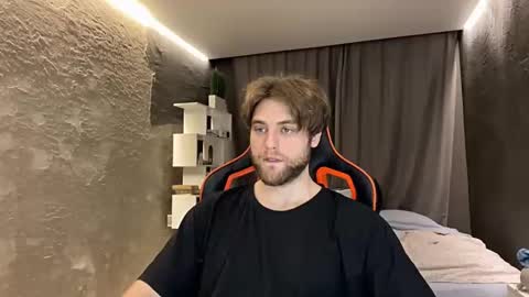 Snapshot of devilnut1 chatting on March 16, 9:02 am devilnut1 online show from March 16, 9:02 am