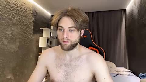 Snapshot of devilnut1 chatting on March 17, 6:39 am devilnut1 online show from March 17, 6:39 am