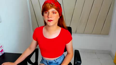 Snapshot of devon_dice chatting on December 8, 12:18 am Alex online show from December 8, 12:18 am