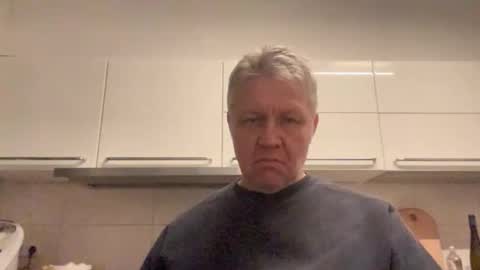 Snapshot of devon_nite chatting on November 26, 1:06 am Devon online show from November 26, 1:06 am