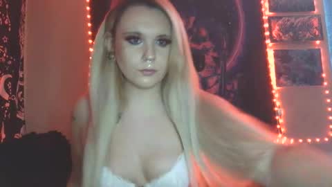 devyn winter online show from February 2, 9:24 pm