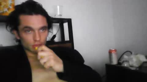 devyy333 online show from March 8, 9:24 am