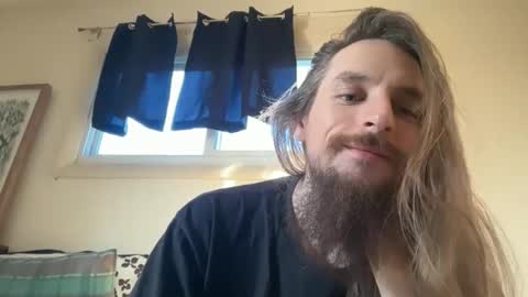 Snapshot of deweydreams chatting on May 1, 11:04 am deweydreams online show from May 1, 11:04 am
