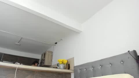 thumb up me please its important online show from October 29, 9:55 am