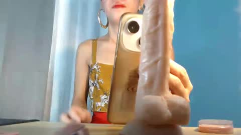 dexie121698 online show from February 6, 2:33 am