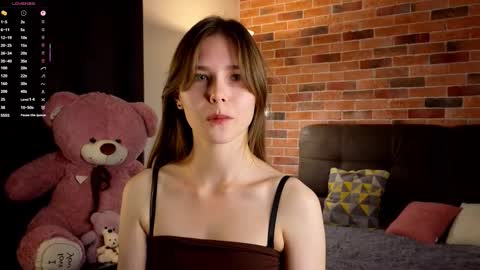 Kira online show from October 6, 5:43 pm