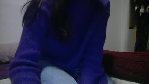 Snapshot of dghyfhjug chatting on December 8, 1:02 am Sammie online show from December 8, 1:02 am