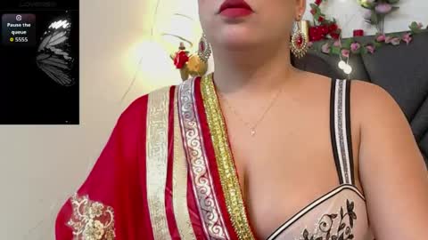 Snapshot of dharanisnisha chatting on April 22, 12:07 pm dharanisnisha online show from April 22, 12:07 pm