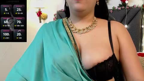 Snapshot of dharanisnisha chatting on April 25, 12:30 pm dharanisnisha online show from April 25, 12:30 pm
