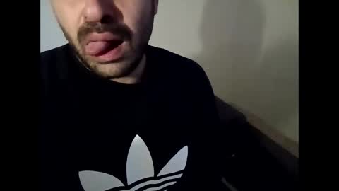 Snapshot of dhbigcum chatting on January 16, 8:11 am sexygirl ass online show from January 16, 8:11 am