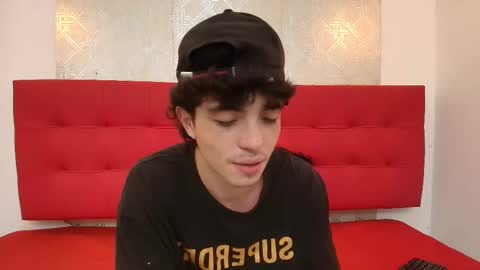   online show from September 19, 11:33 am