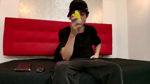   online show from September 22, 11:45 am