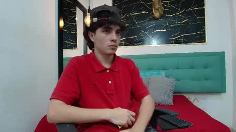   online show from October 15, 8:20 pm