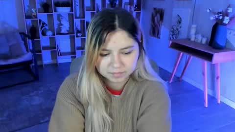 Dia online show from October 13, 7:14 pm