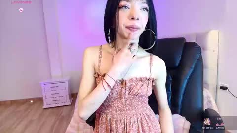Snapshot of diamond__cherry chatting on February 5, 2:11 pm Diamond online show from February 5, 2:11 pm