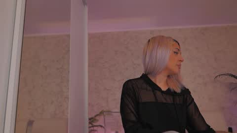 Thea online show from March 1, 5:59 pm