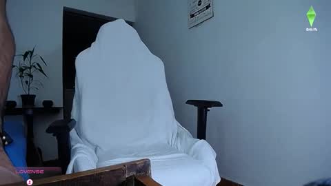 Snapshot of diamond_black00 chatting on January 17, 2:49 am MaSSimo online show from January 17, 2:49 am