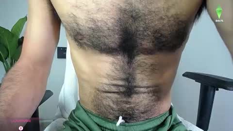 Snapshot of diamond_black00 chatting on February 8, 5:55 am MaSSimo online show from February 8, 5:55 am