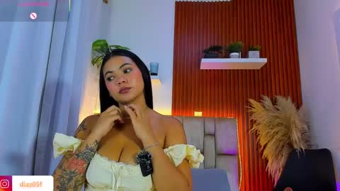 diamond_canela online show from November 12, 3:07 am