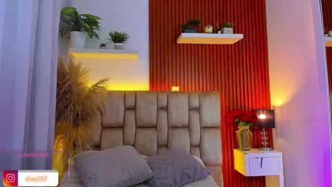 Snapshot of diamond_canela chatting on May 11, 5:24 am diamond_canela online show from May 11, 5:24 am