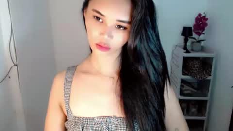 Snapshot of diamond_temptress chatting on June 7, 8:29 am diamond_temptress online show from June 7, 8:29 am